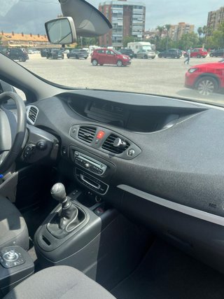 Renault Scenic 2011