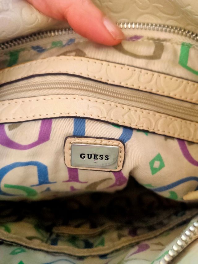 Bolso Guess beige
