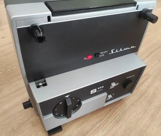 Proyector de películas SUPER 8 SILMA S11