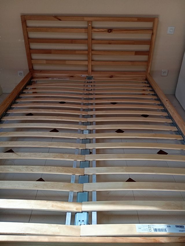 Estructura de cama Ikea