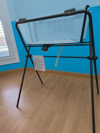 Bañera Stokke Flexi Bath con patas