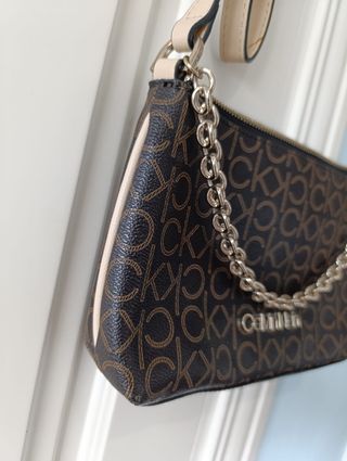 Bolso Calvin Klein con bandolera