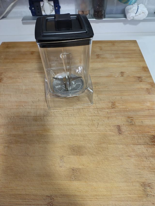 New container vitamix compatible