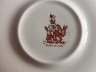 Porcelana británica BUNNYKINS-ROYAL DOULTON