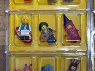 Lego minifigures