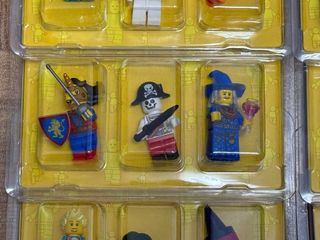 Lego minifigures