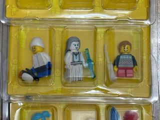 Lego minifigures