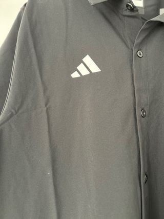 Camisa adidas negra M Tor Polo. Nueva