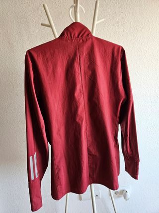 Chaqueta Adidas roja cortavientos