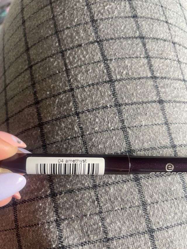 Lápis Olho Essence Smoky Cristal 04 Amethyst