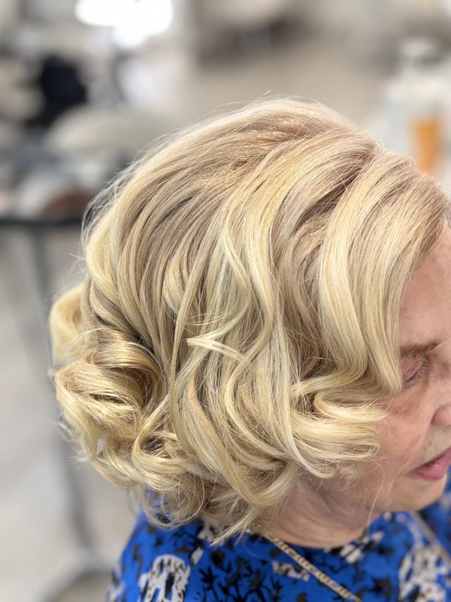 PEINADOS Y RECOGIDOS GRADUACIONES,Todo tipo fiesta