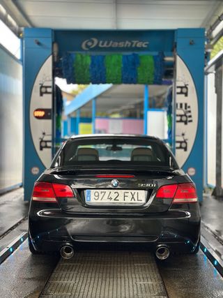BMW 330i Cabrio