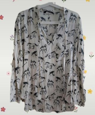 Blusa estampada talla M