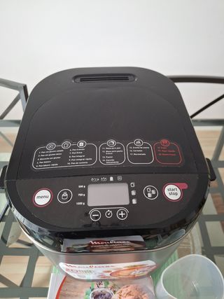 Panificadora Moulinex.