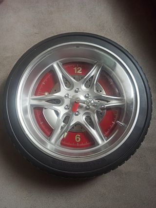 Reloj Pared - Rojo y Plata