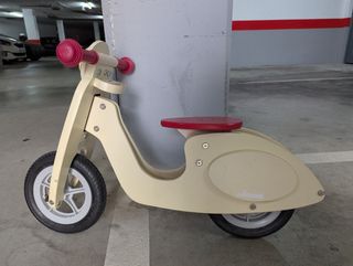 Bicicleta Vespa de madera sin pedales