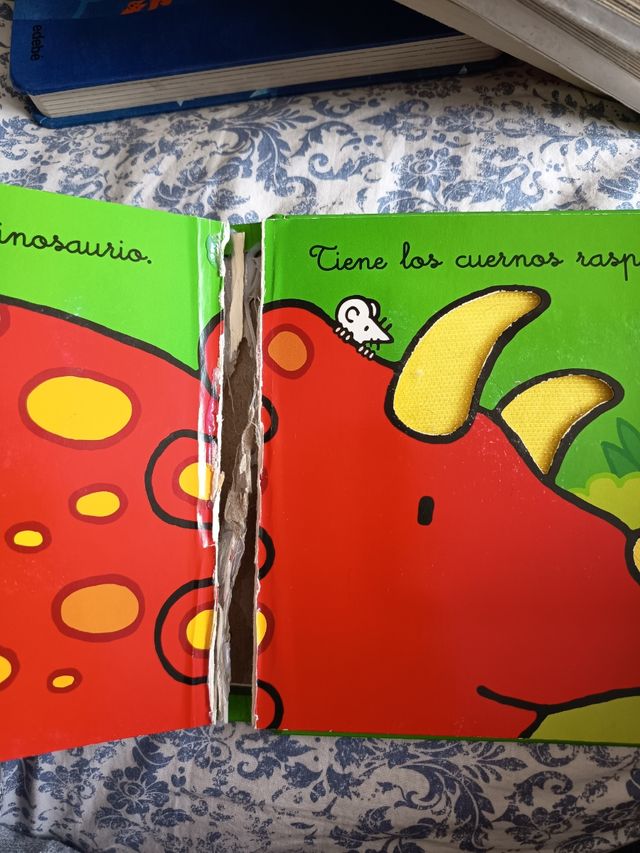 3 libros colección "este no es mi" con texturas