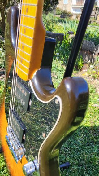 Guitarra Music Man StingRay II 1977