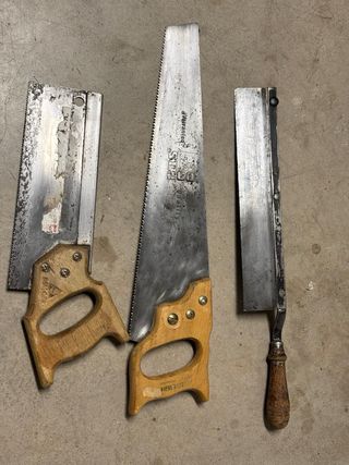 3 Sierras antiguas: 2 de mano + 1 de costilla