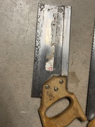 3 Sierras antiguas: 2 de mano + 1 de costilla