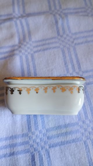 Scatola vintage in ceramica 