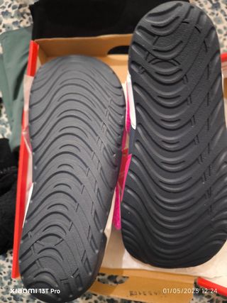 Sandalias Nike Sunray Protect 2 niña talla 35NUEVA