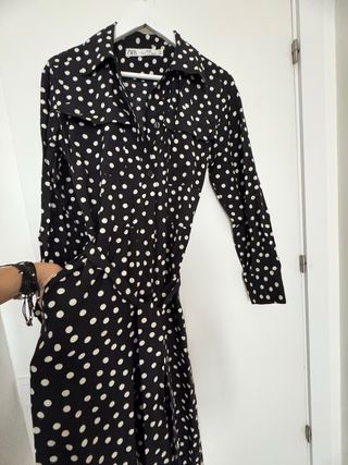 Vestido Zara lunares blanco y negro