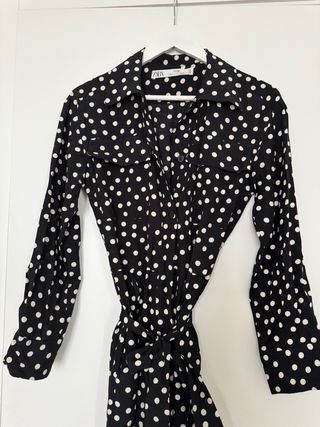 Vestido Zara lunares blanco y negro