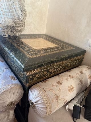 Salón marroquí: Sofás y mesas