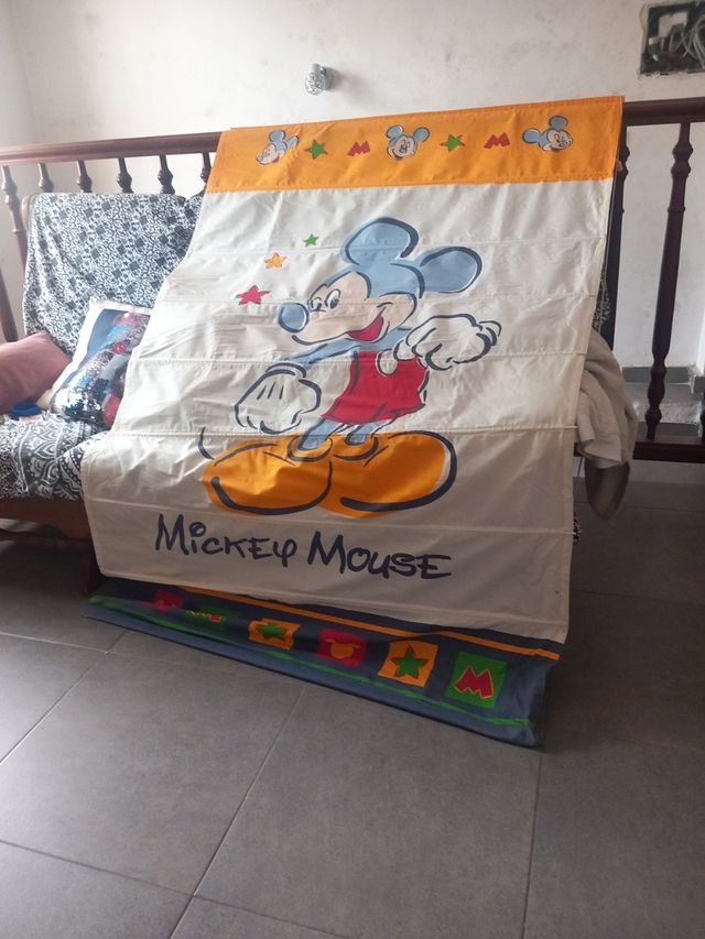 Cortina de mickey enrollable