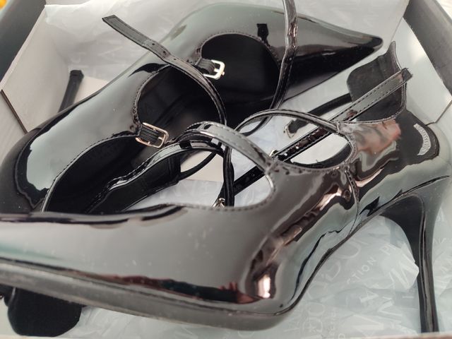 Senza mai indossare! Scarpe col tacco Primadonna