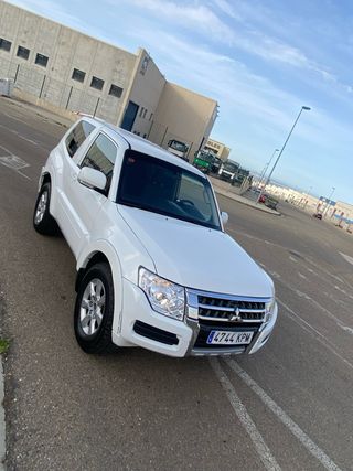 Mitsubishi Montero 2018