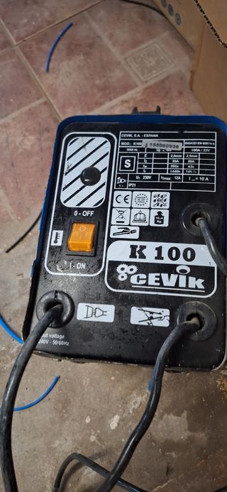 Soldadora Cevik K100 en buen estado