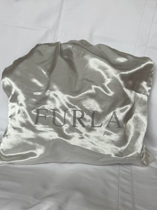 MOCHILA FURLA MARRON