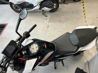 SE VENDE KTM DUKE 390