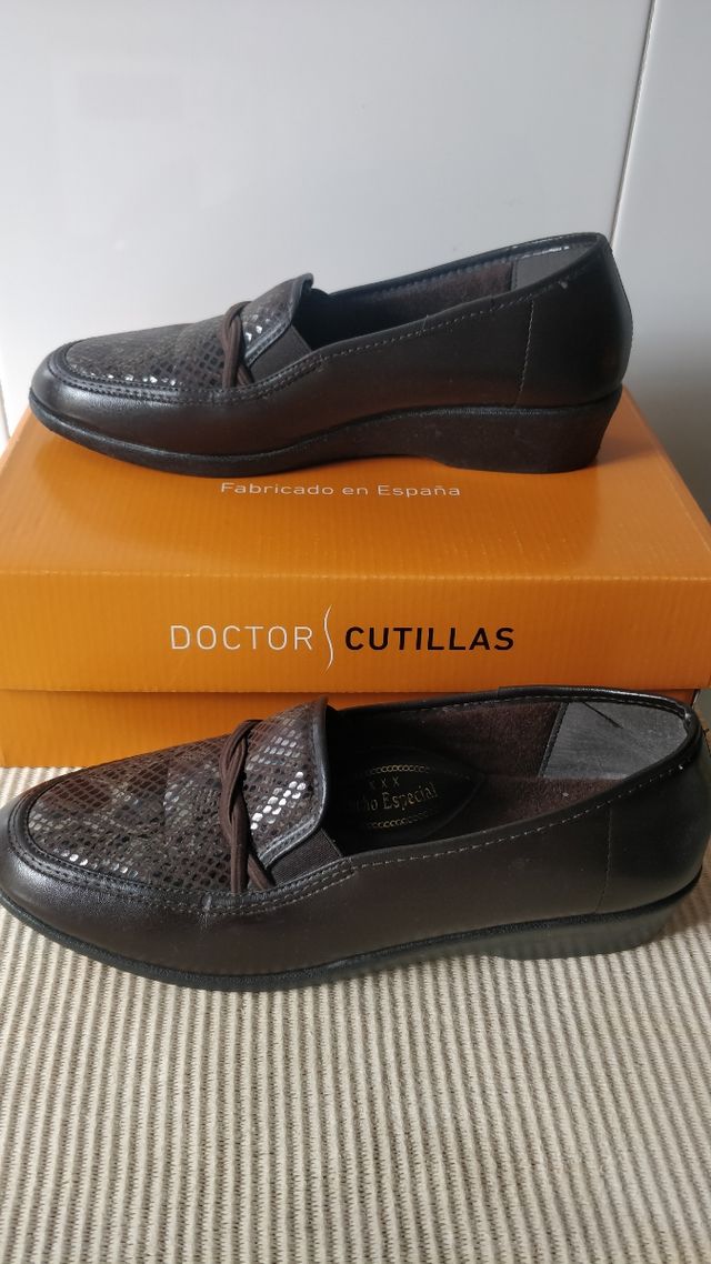 Zapatos cuña Doctor Cutilla 38