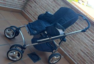 Carrito con silla marca bebecar.