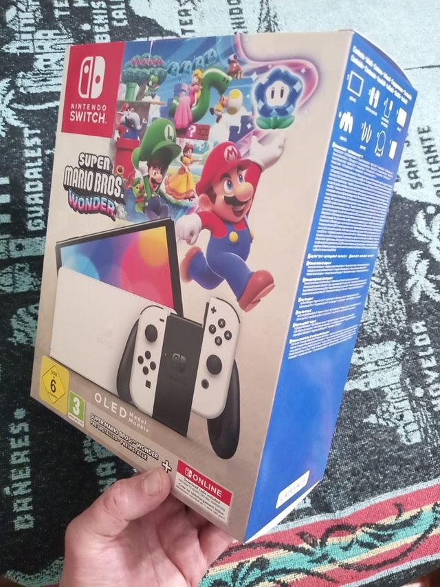 Nintendo Switch OLED - Super Mario Bros. Wonder