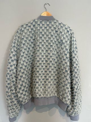 Chaqueta bomber vaquera extragrande con patrón de cuadros dameros de ASOS DESIGN