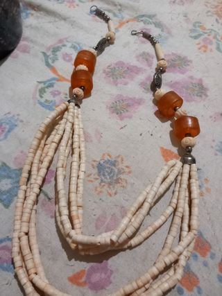 Collar vintage ámbar blanco