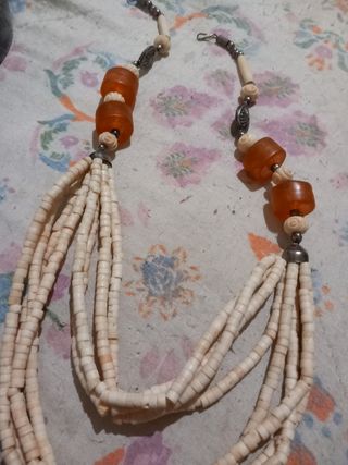 Collar vintage ámbar blanco