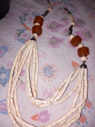 Collar vintage ámbar blanco