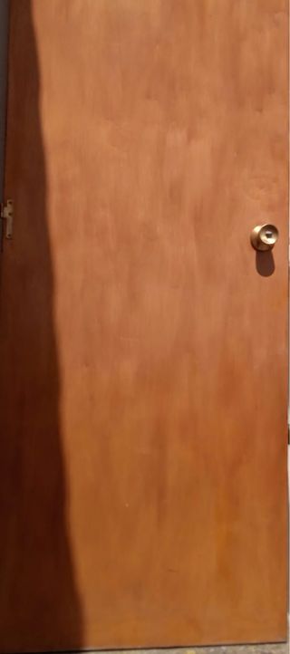 2 Puertas interiores madera