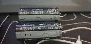 Condensadores electrolíticos 4700uF 63v Nichicon