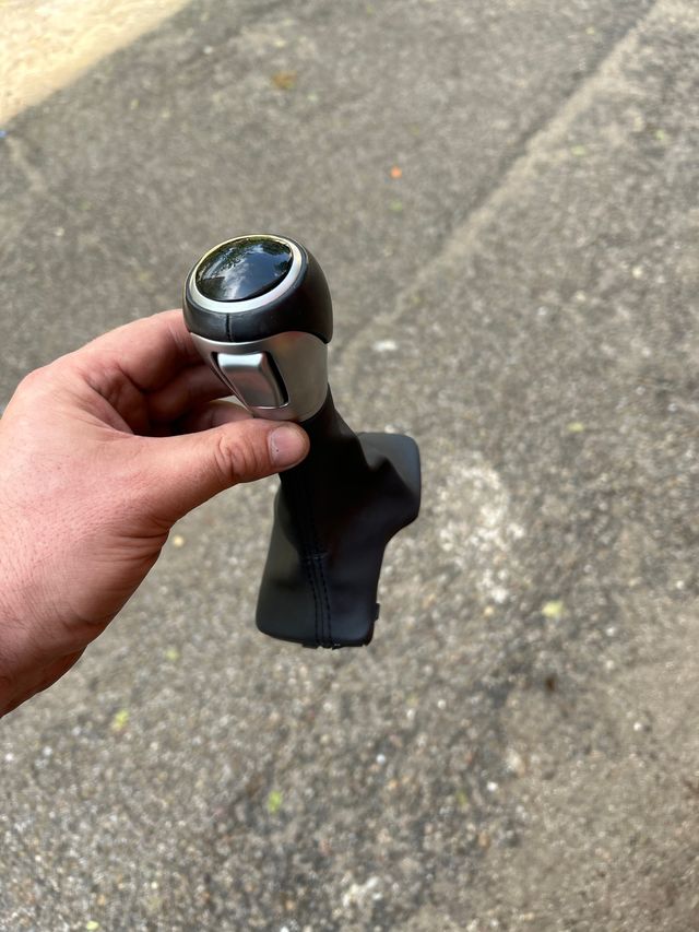 Pomo palanca cambio automático Hyundai Kona 1