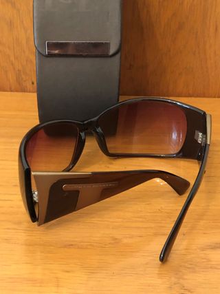 CAROLINA HERRERA gafas sol y funda
