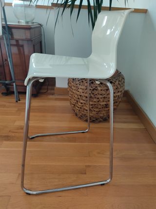 Taburete Ikea Glenn blanco