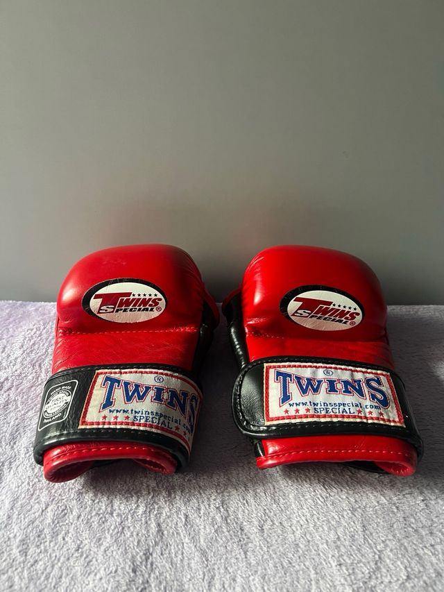 Guantillas mma TWINS