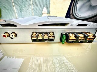 Etapa Alpine V12 y Subwofer MacAudio 10 pulgadas