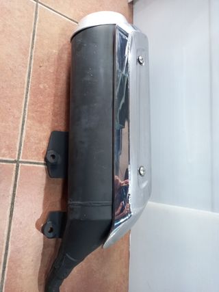 Escape Suzuki Burgman 400 (2007)